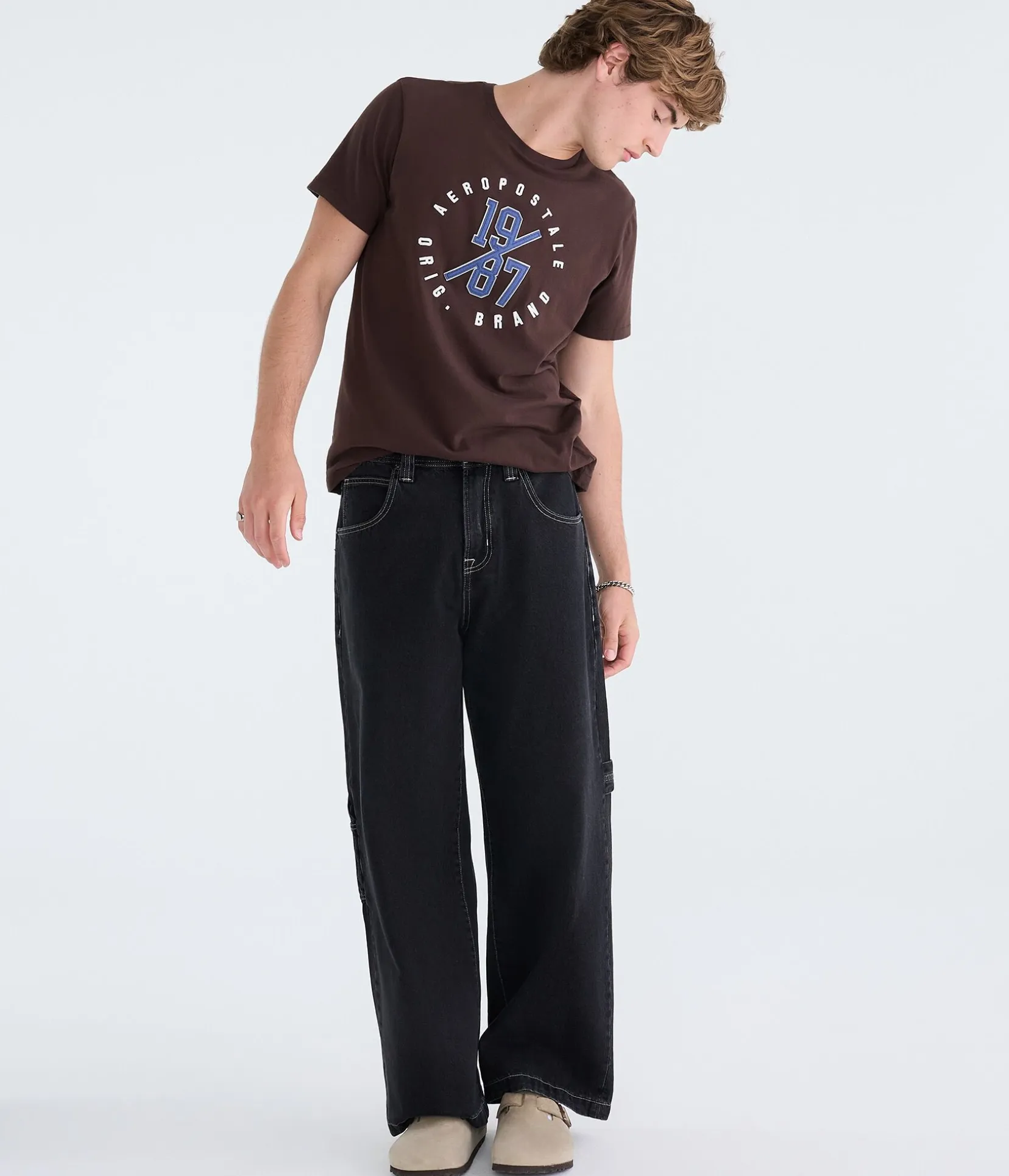 Aeropostale 1987 Circle Appliqué Graphic Tee