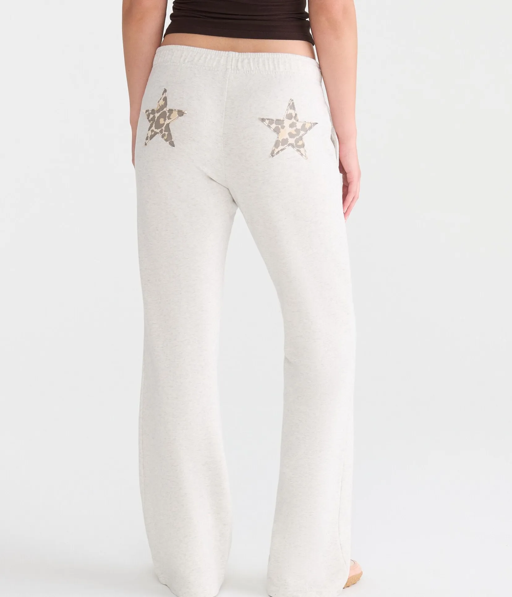 Cloud Soft Leopard Star Mid-Rise Slim Bootcut Sweatpants