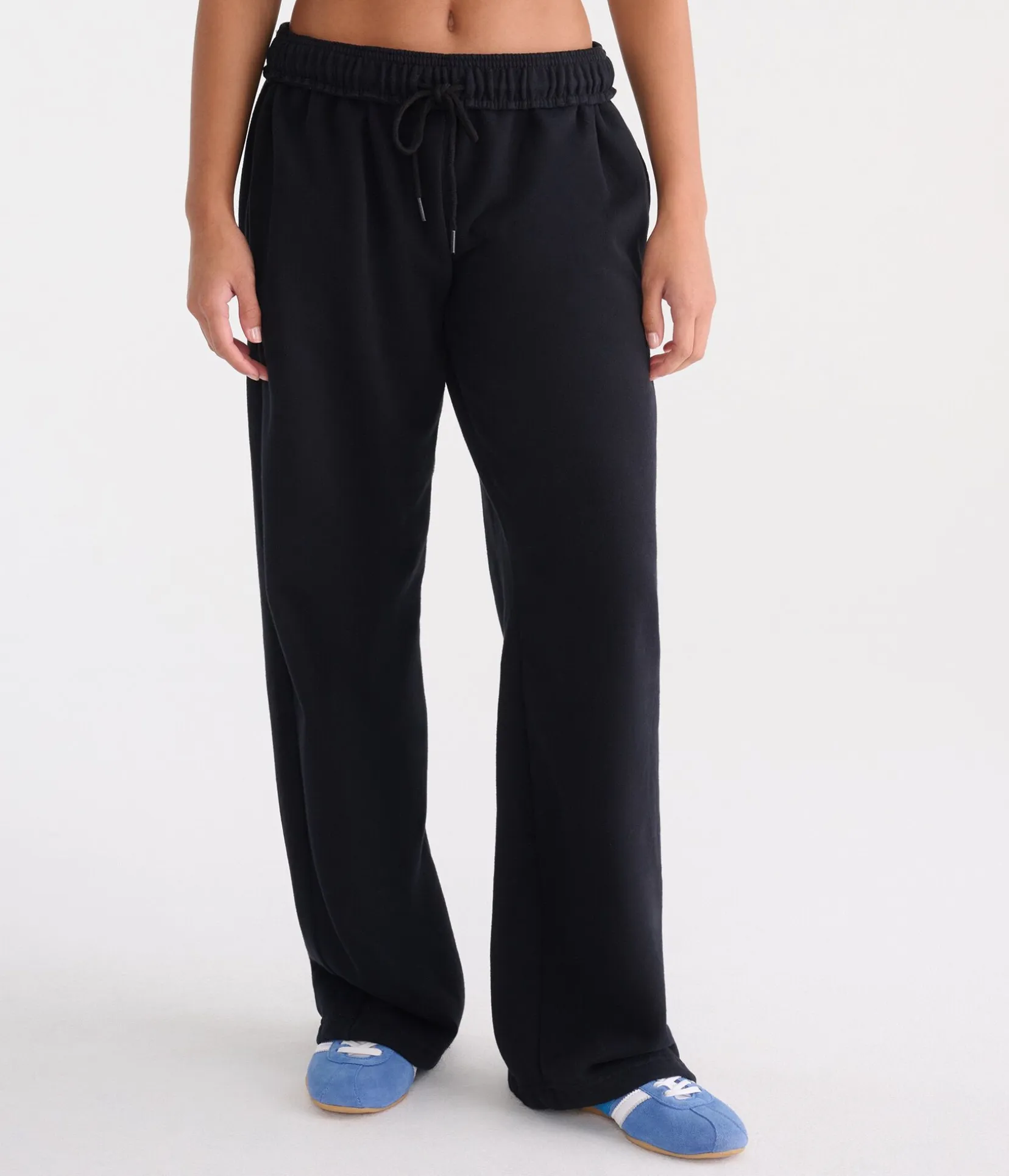 Cloud Soft Mid-Rise Straight Leg Sweatpants