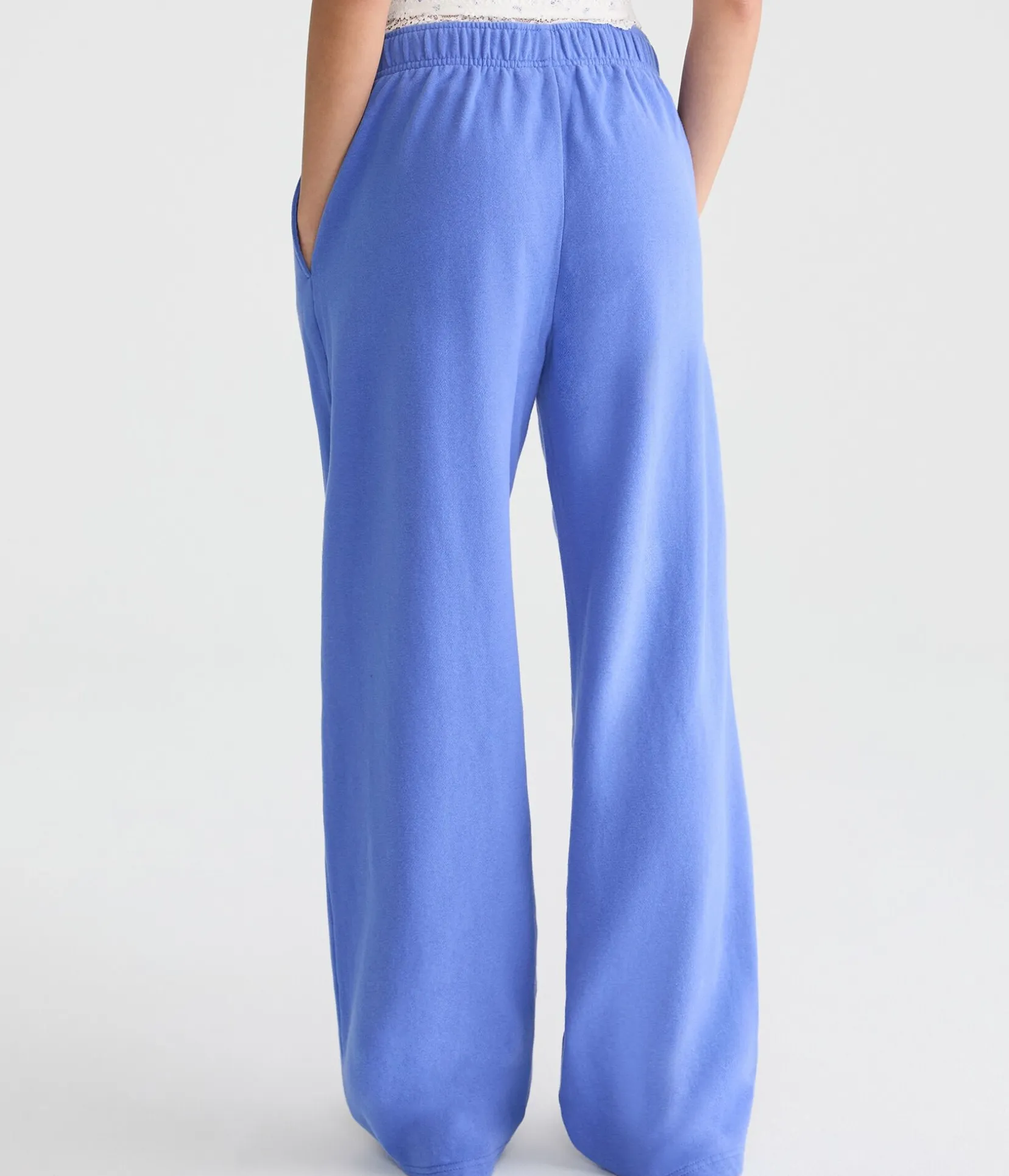 Cloud Soft Mid-Rise Straight Leg Sweatpants