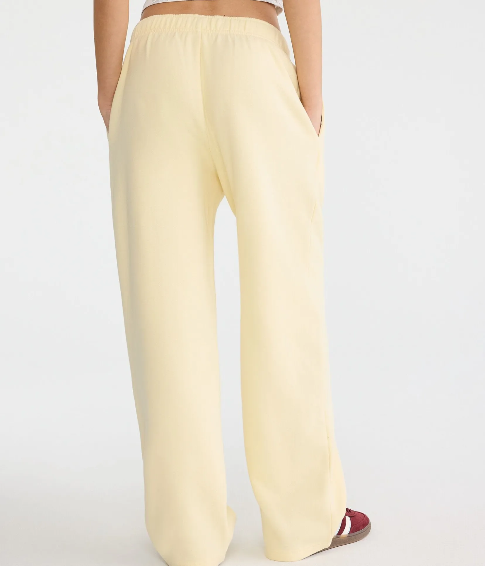 Cloud Soft Mid-Rise Straight Leg Sweatpants