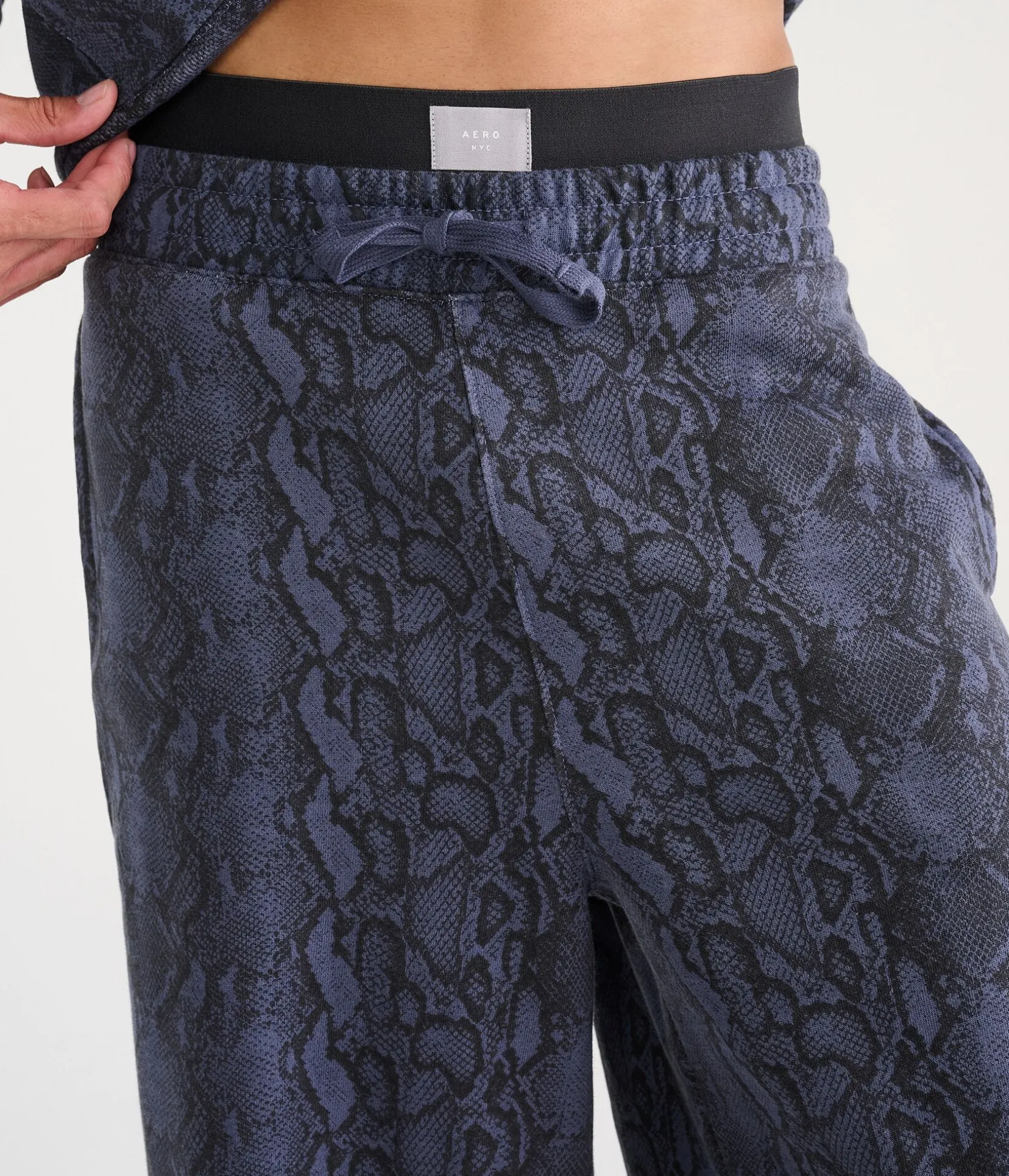 Cloud Soft Snake Print Super Baggy Sweatpants