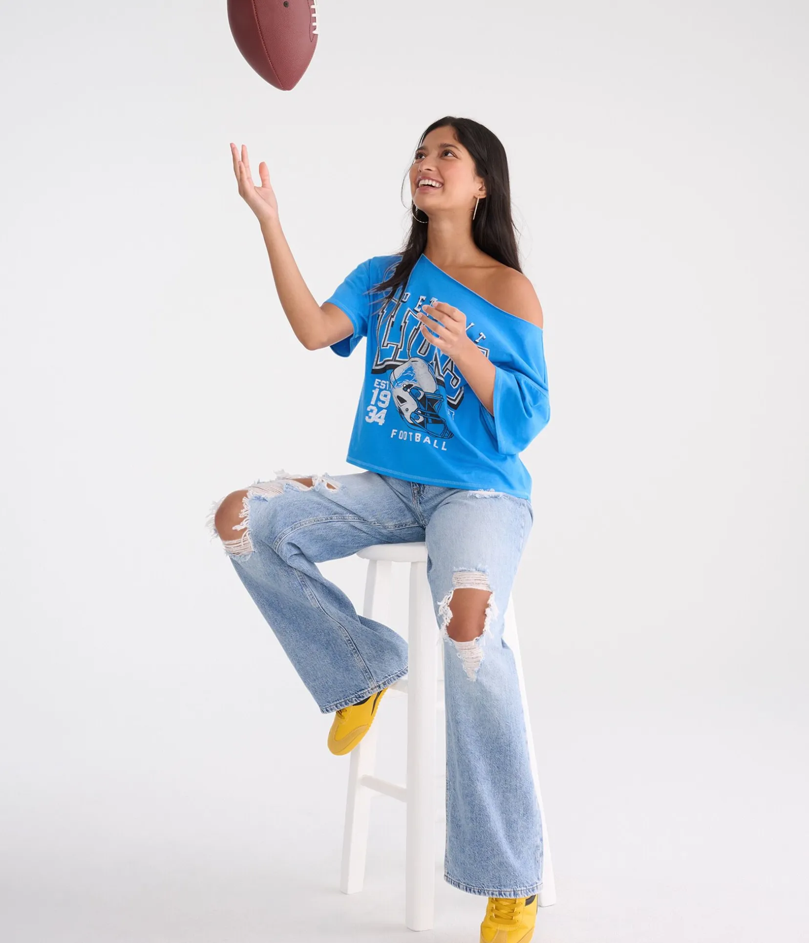 Detroit Lions Off-The-Shoulder Graphic Tee