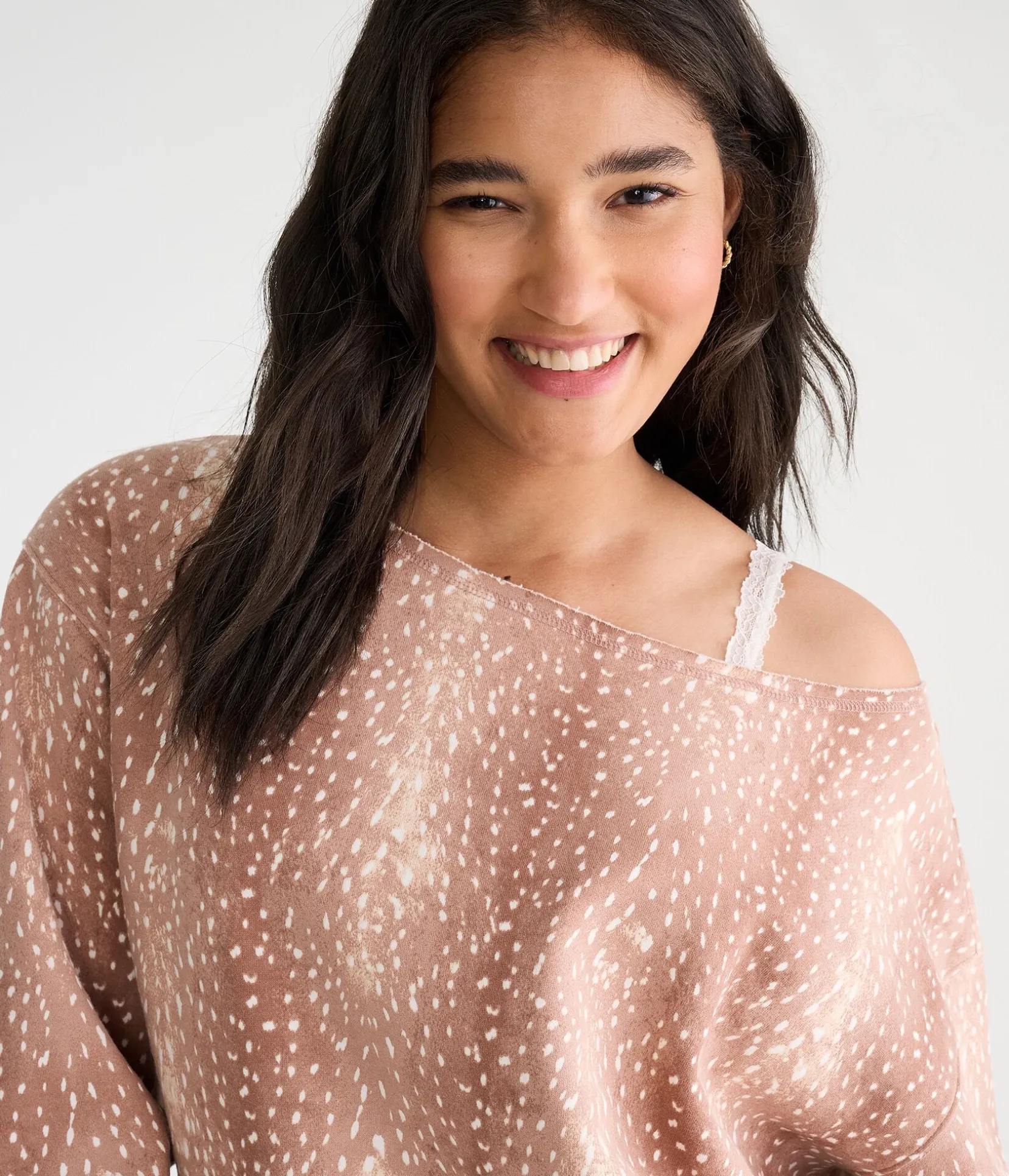 Déjà For Aero Deer Print Oversized Off-The-Shoulder Sweatshirt