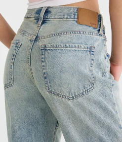 High-Rise Baggy Jean