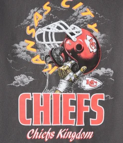 Kansas City Chiefs Helmet Relaxed Graphic Tee