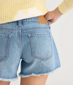 Low-Rise Baggy Denim Shorts 4"