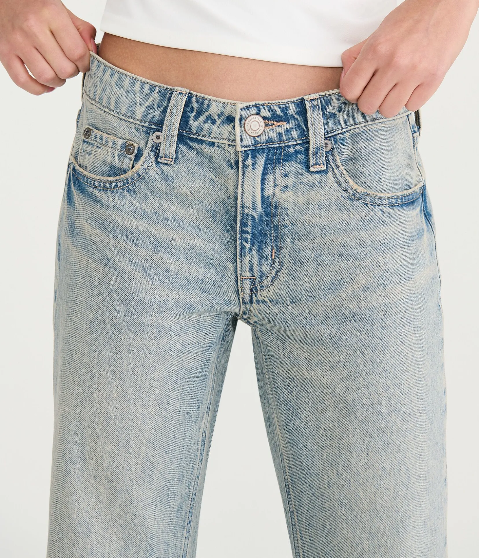 Low-Rise Baggy Flare Jean