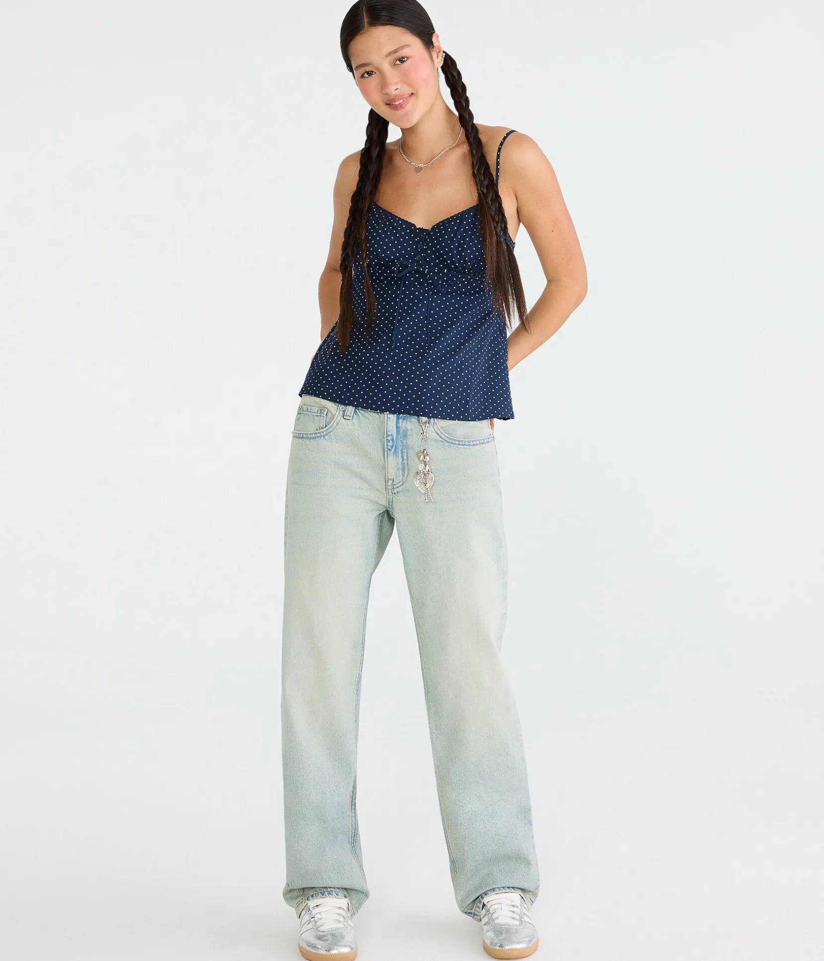 Low-Rise Baggy Jean