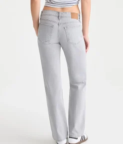 Low-Rise Baggy Jean