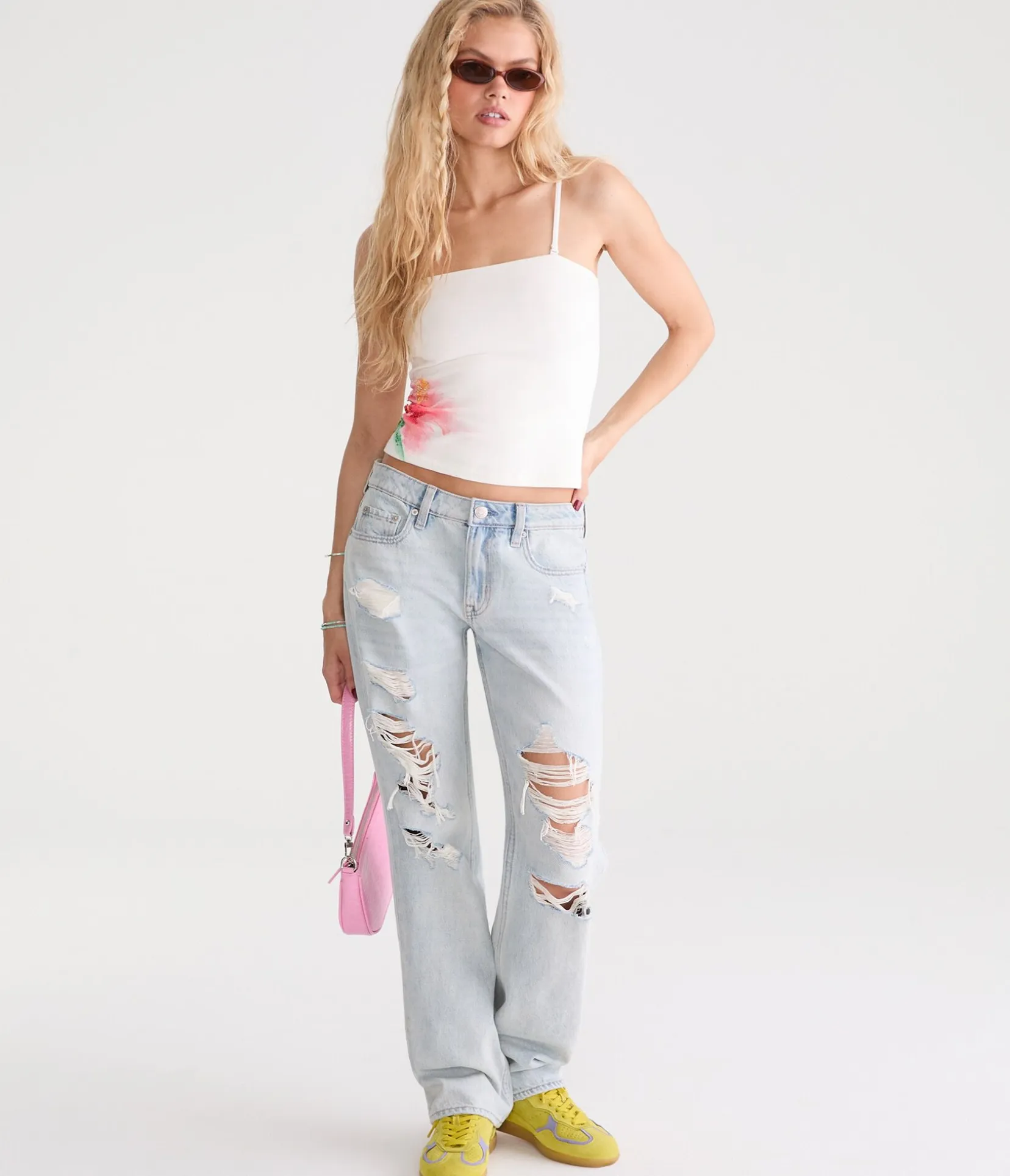 Low-Rise Baggy Jean