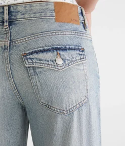 Low-Rise Baggy Wide Leg Jean
