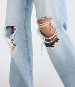 Low-Rise Baggy Wide Leg Jean