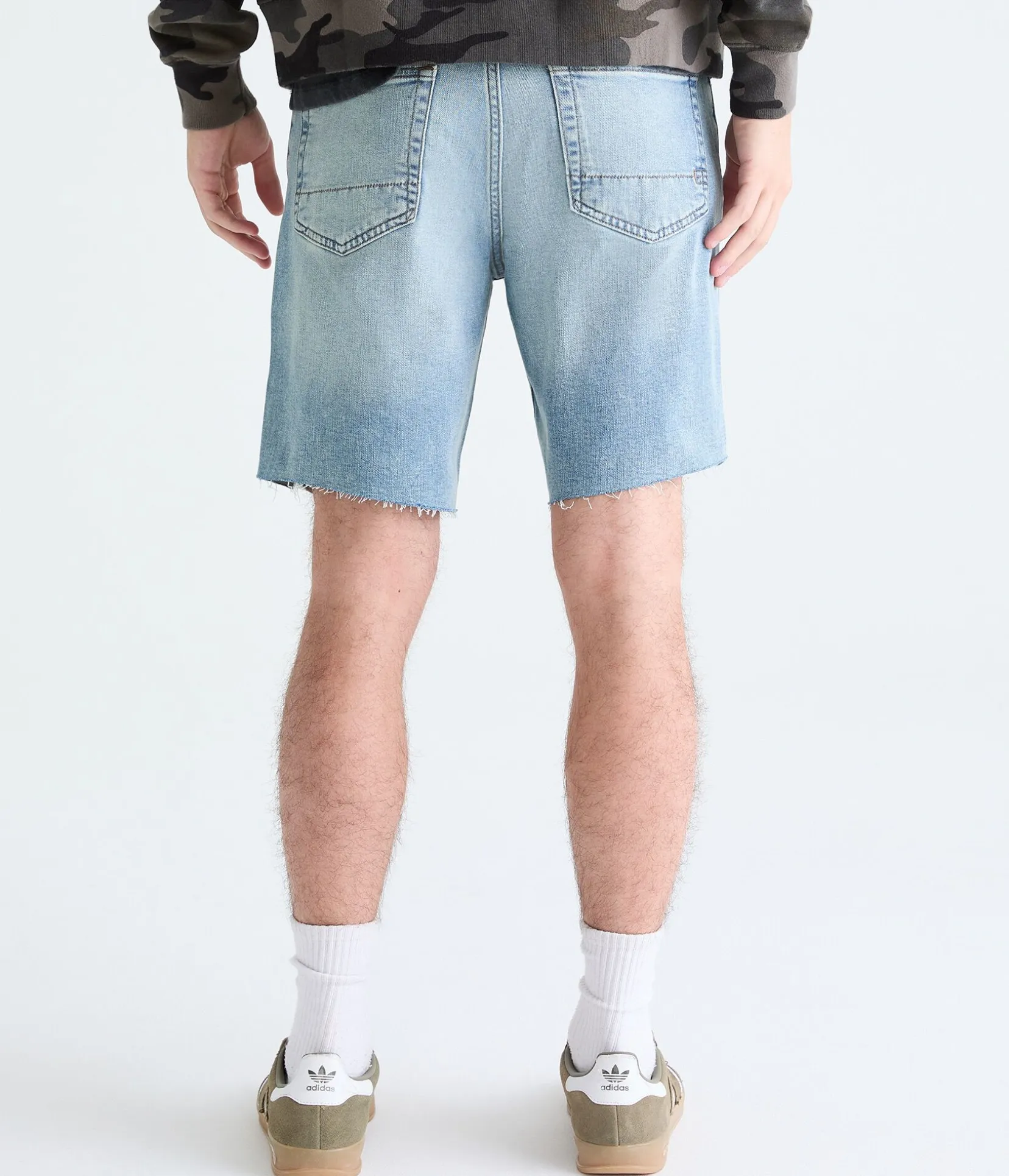 Premium Air Denim Shorts 9"