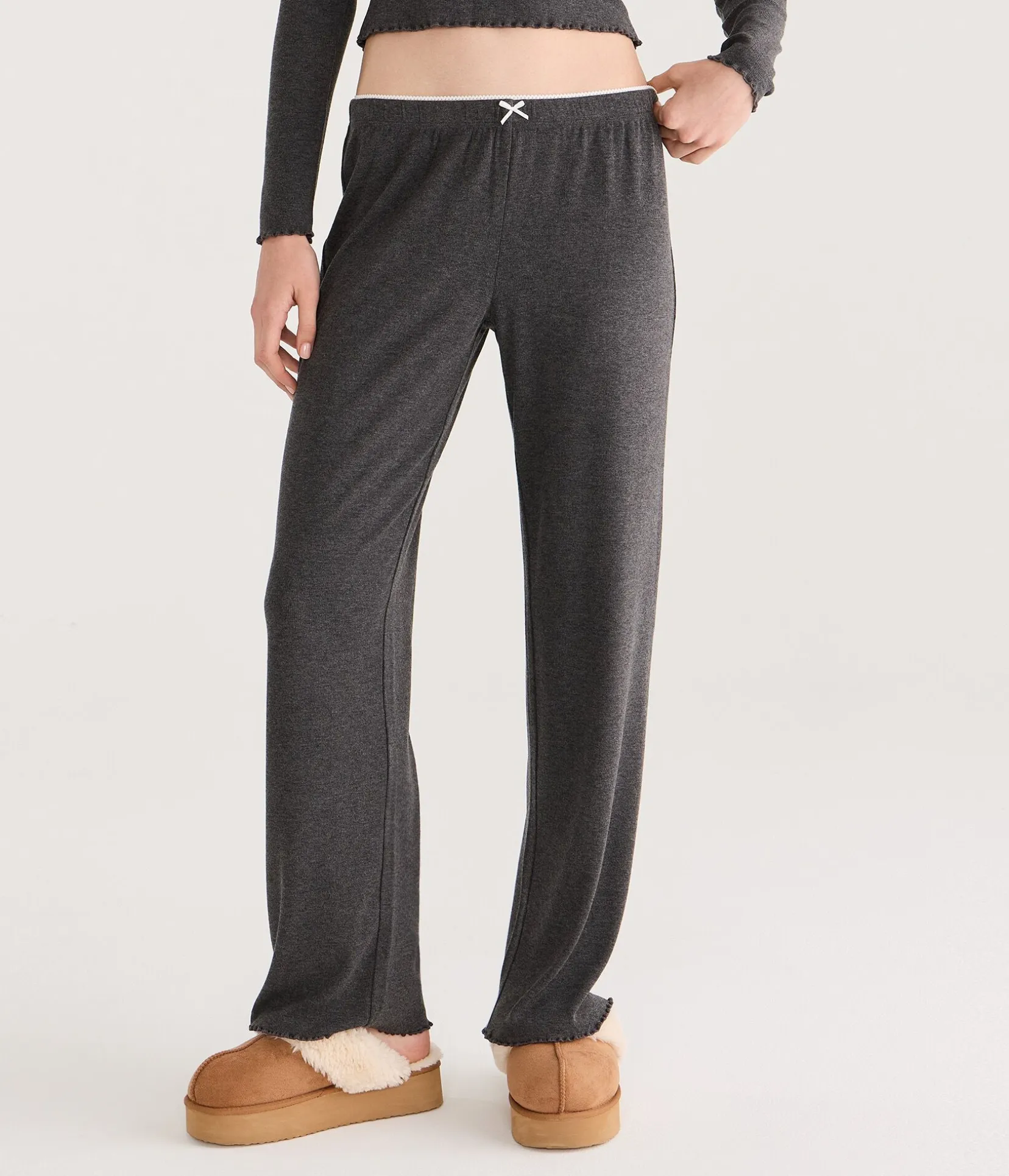 Ribbed Lettuce-Edge Sleep Pants