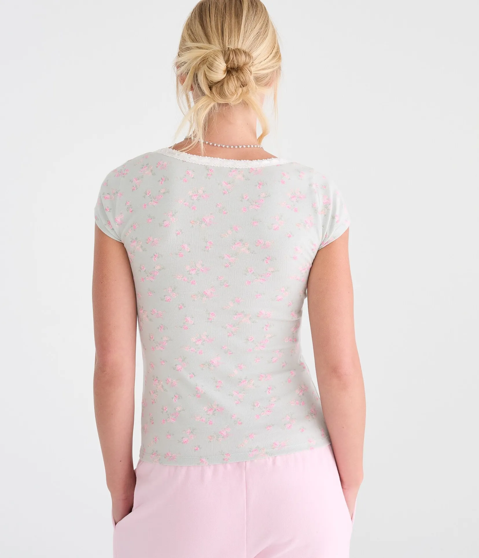 Seriously Soft Floral Ribbon Lace Scoop Tee