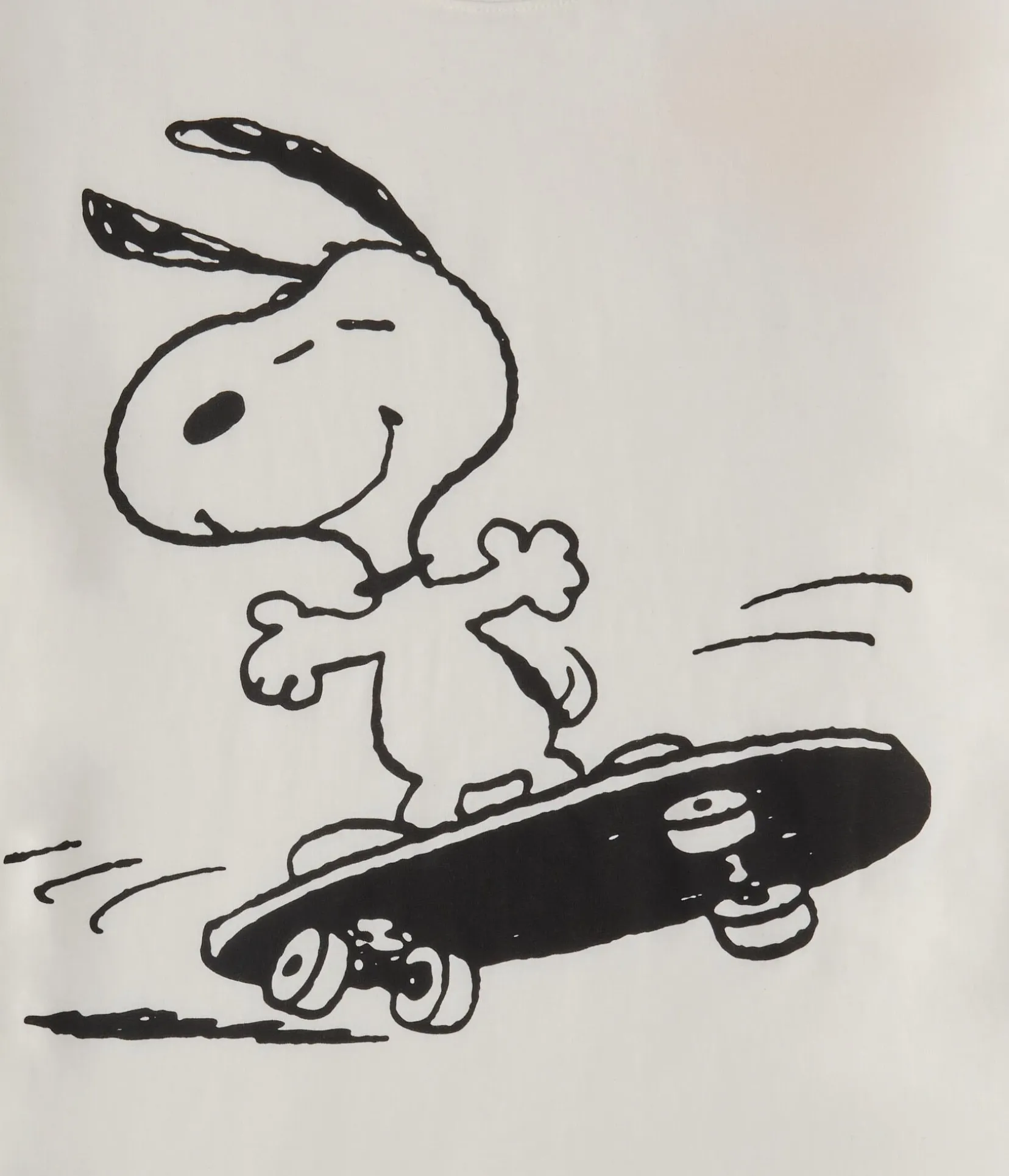Skateboarding Snoopy Relaxed Graphic Tee