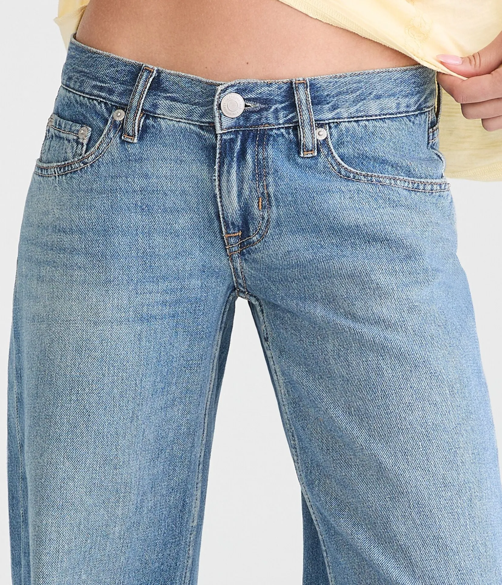 Super Low-Rise Baggy Wide Leg Heart Stitch Jean