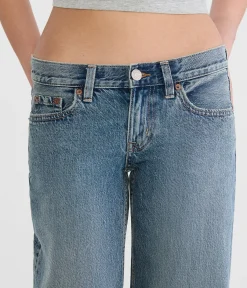 Super Low-Rise Baggy Wide Leg Jean