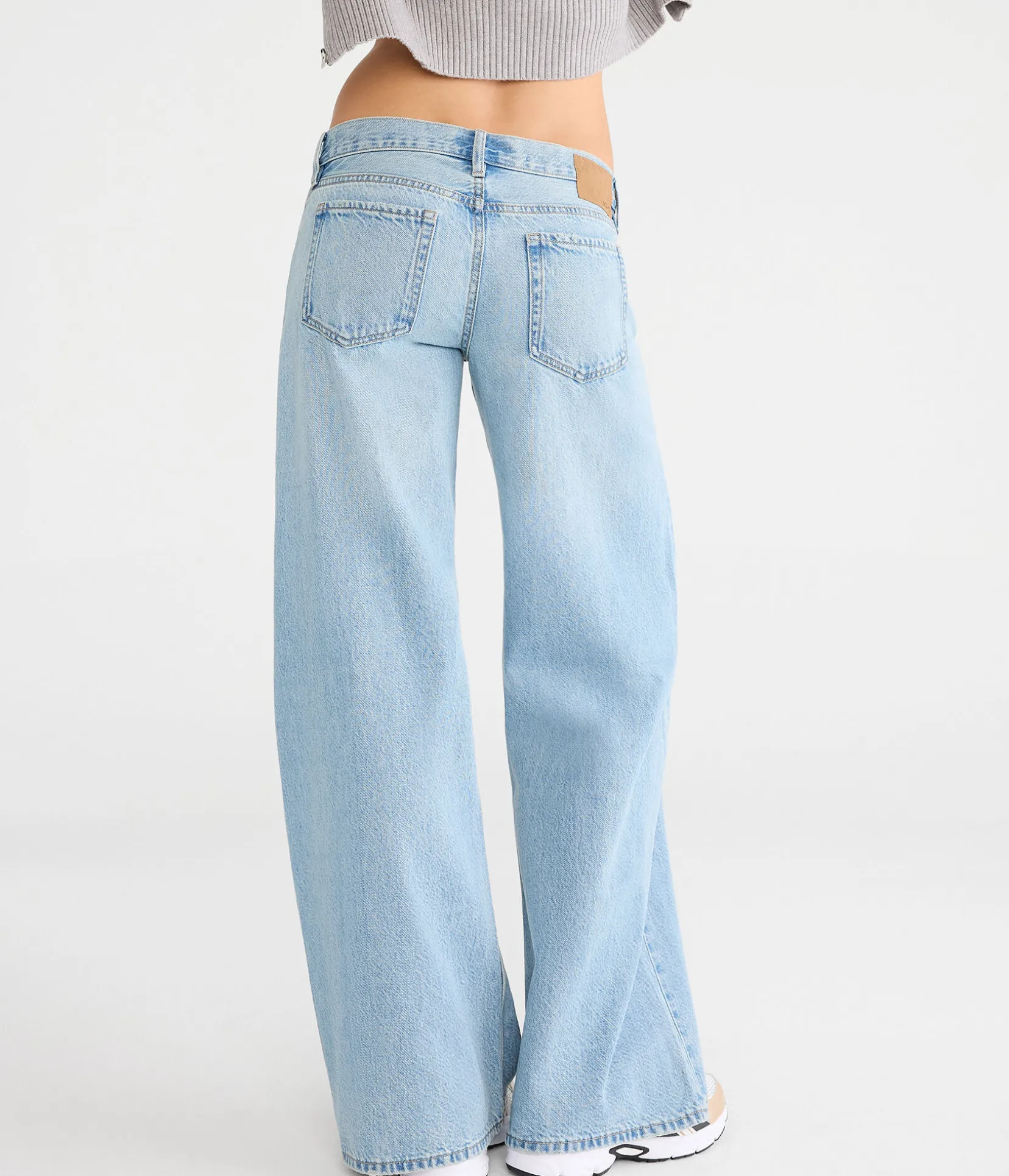 Super Low-Rise Ultra Wide Leg Jean