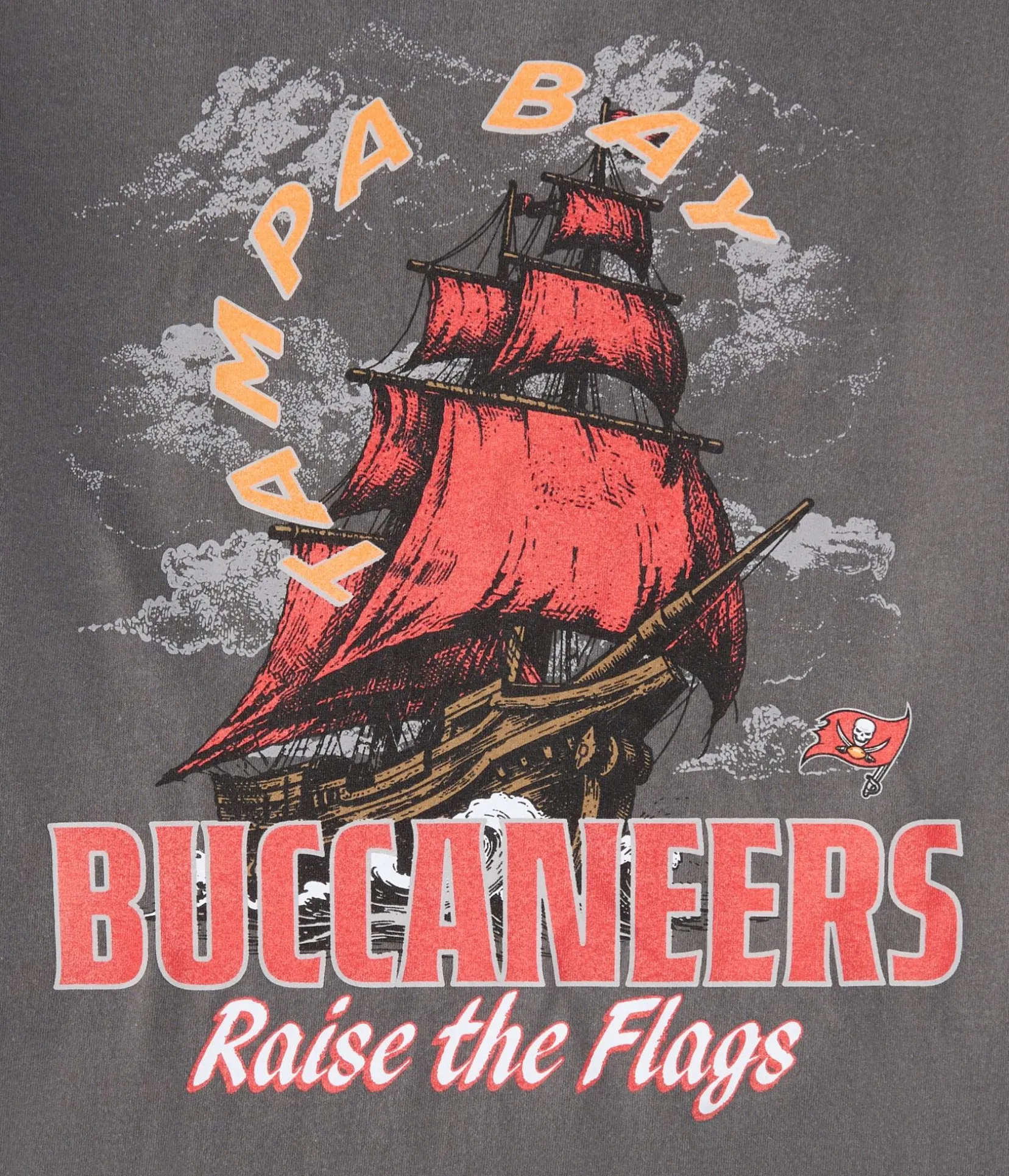 Tampa Bay Buccaneers Ship Relaxed Graphic Tee